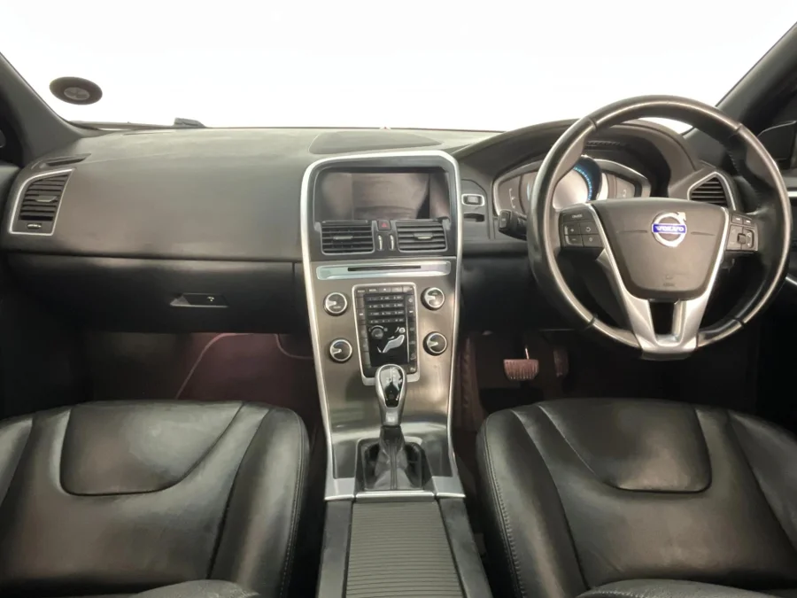 Used 2014 Volvo XC60 D5 AWD Excel - WeBuyCars Gqeberha