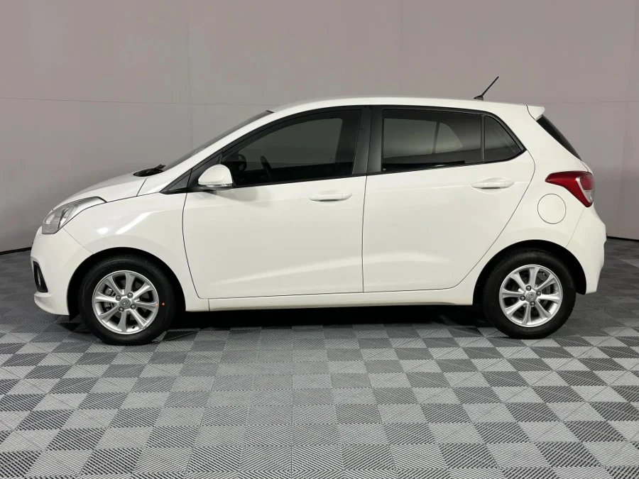Used 2015 Hyundai Grand i10 1.25 Fluid auto - WeBuyCars Brackenfell Cape Town