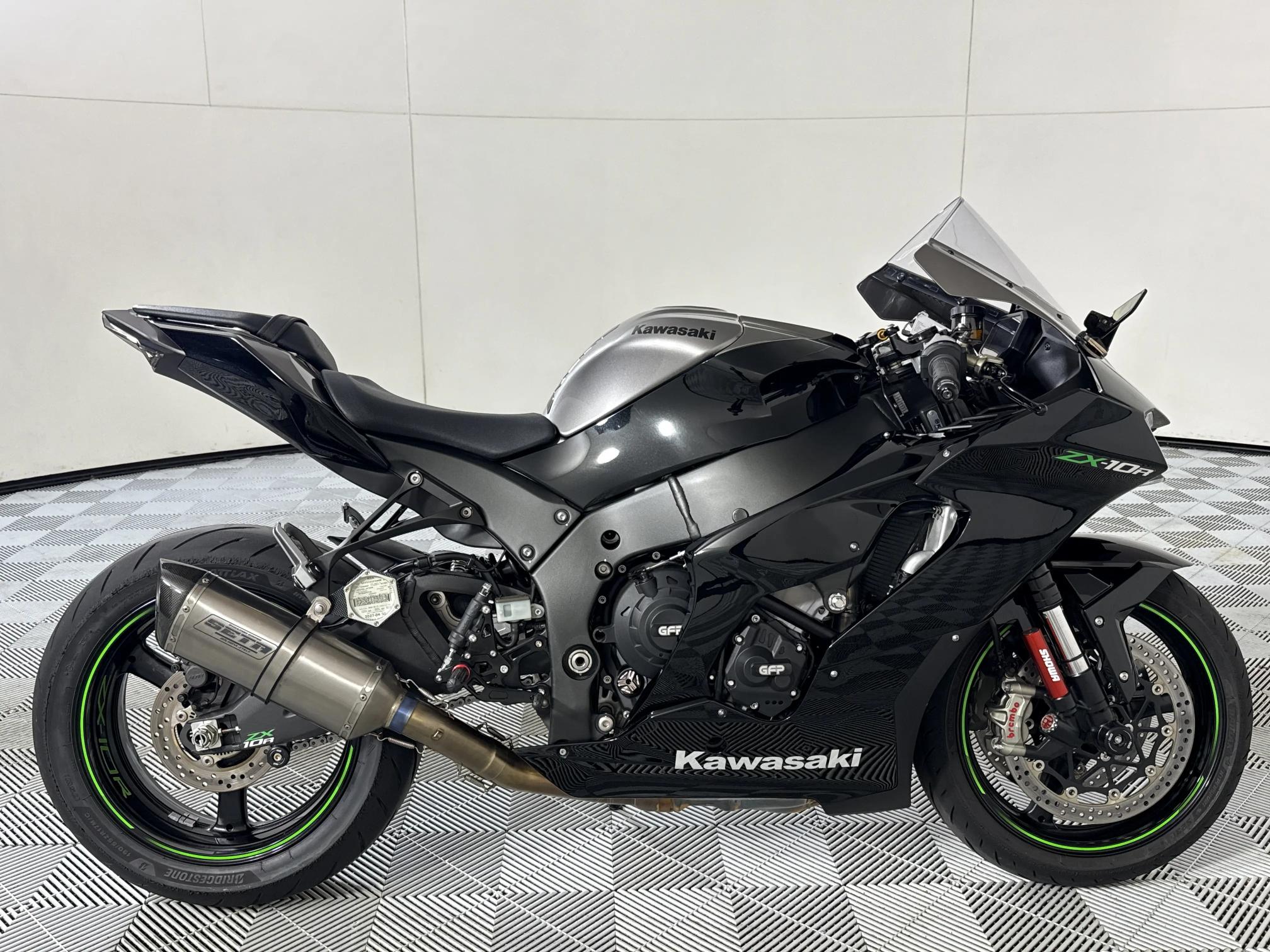 Used 2025 Kawasaki ZX10