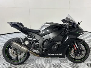 Used 2025 Kawasaki Zx10 -R