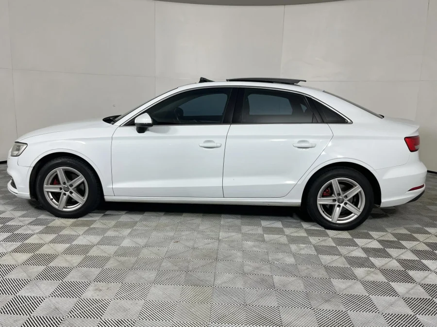 Used 2017 Audi A3 sedan 2.0TDI S line - WeBuyCars The Dome