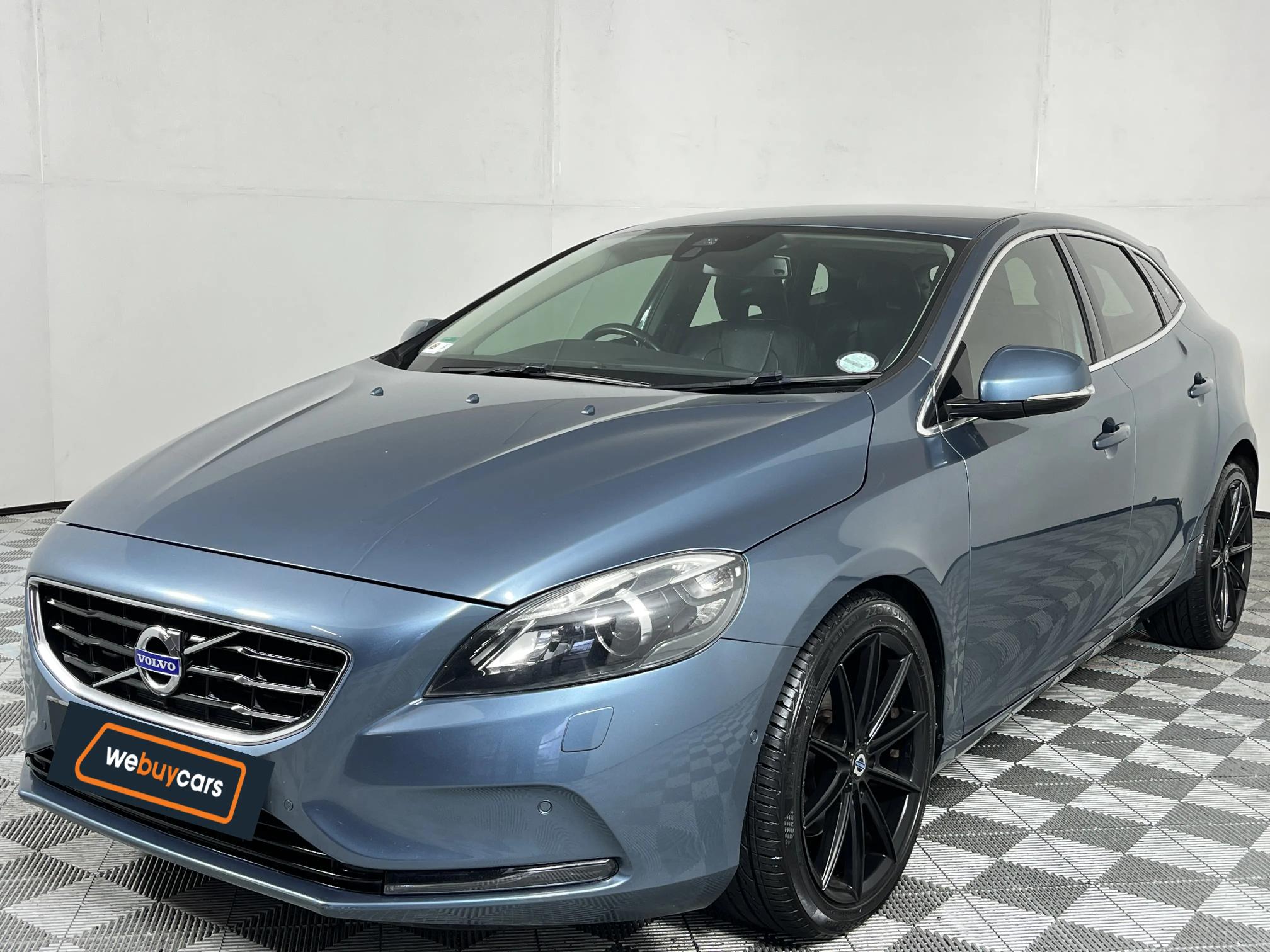 Used 2014 Volvo V40 T4 Elite auto