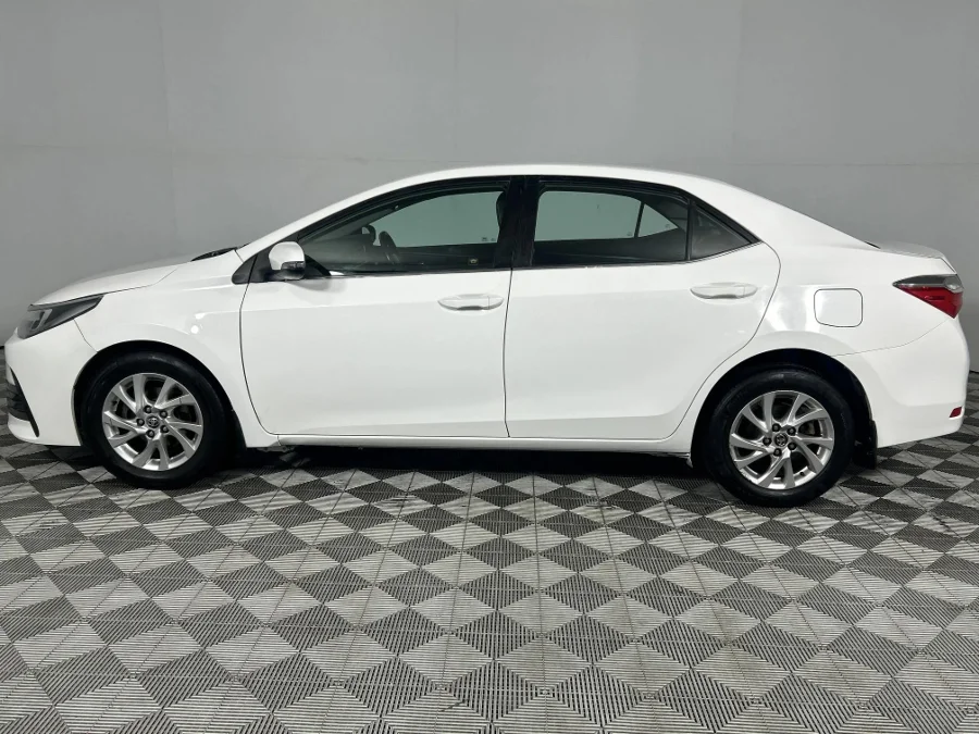 Used 2017 Toyota Corolla 1.8 Exclusive auto - WeBuyCars Lansdowne