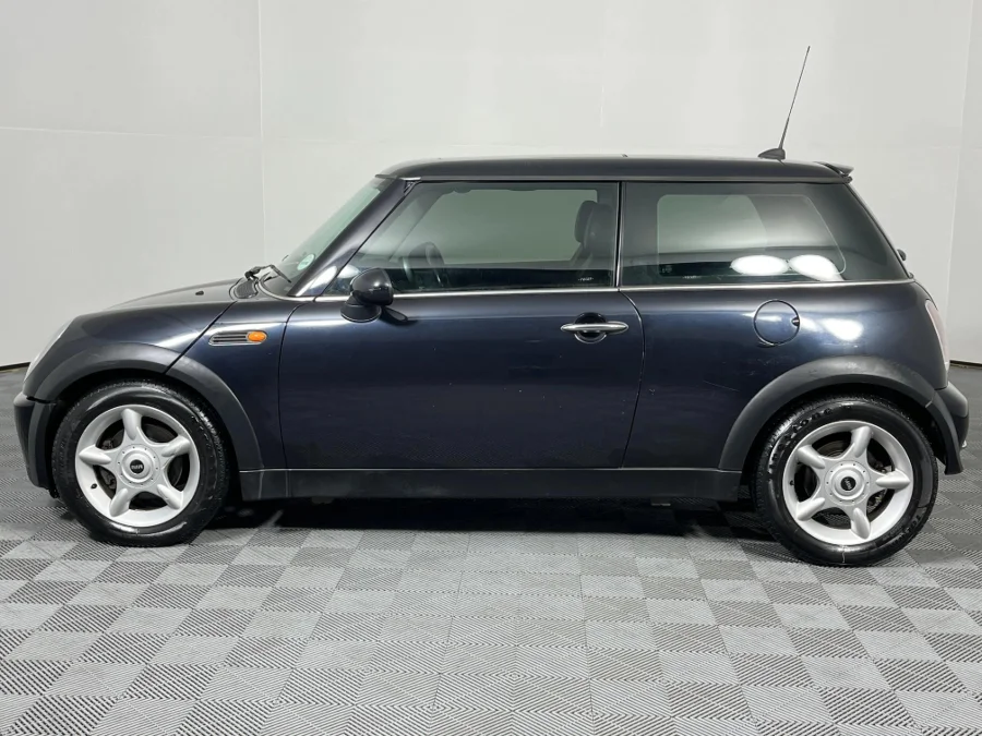 Used 2006 MINI Hatch Cooper - WeBuyCars Montana