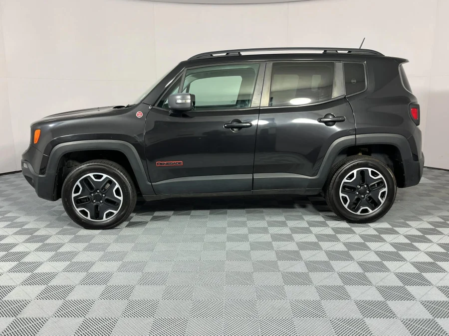 Used 2017 Jeep Renegade 2.4L 4x4 Trailhawk - WeBuyCars Lansdowne