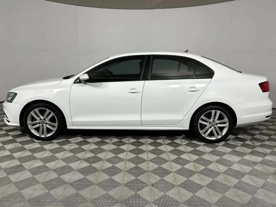Used 2015 Volkswagen Jetta 1.6TDI Comfortline auto - WeBuyCars Lansdowne