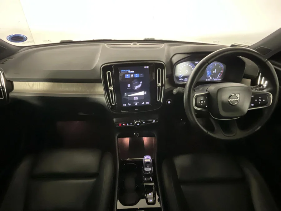 Used 2020 Volvo XC40 D4 AWD Inscription - WeBuyCars Germiston Used 2020 Volvo XC40 D4 AWD Inscription - WeBuyCars Germiston