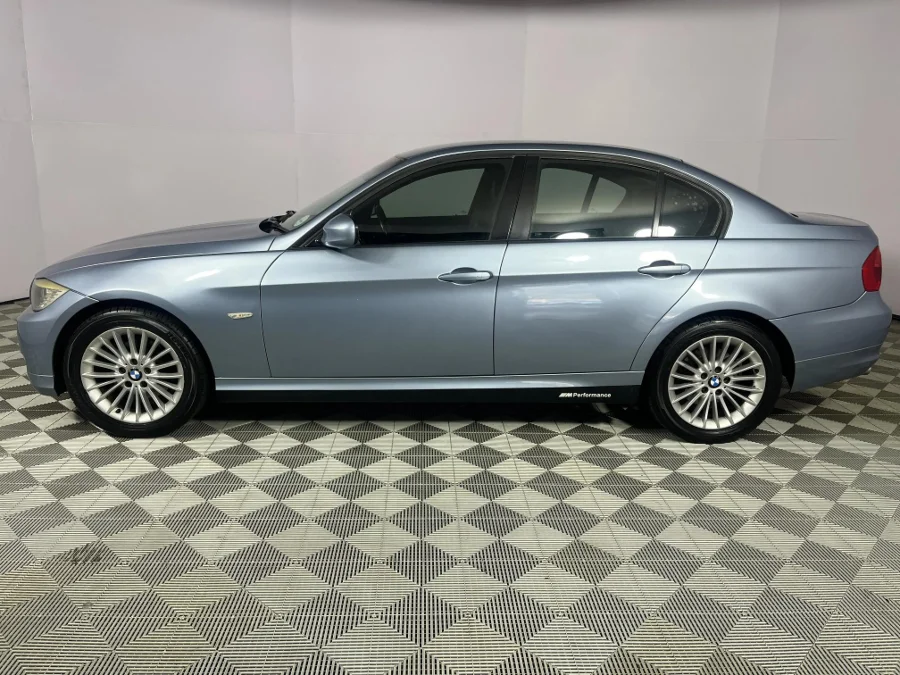 Used 2011 BMW 3 Series 320i Innovations - WeBuyCars Durban Used 2011 BMW 3 Series 320i Innovations - WeBuyCars Durban