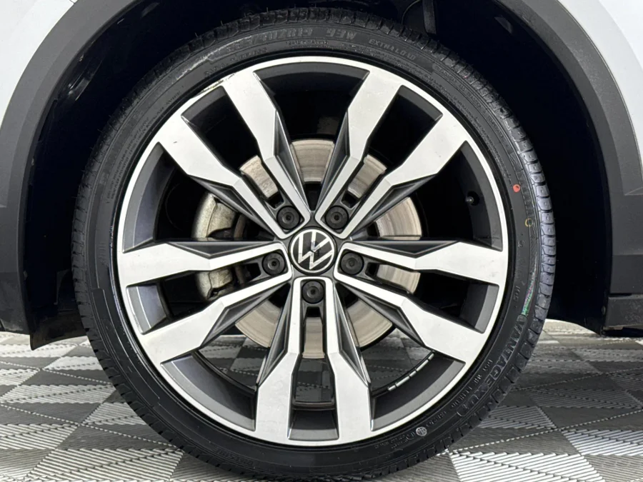 Used 2021 Volkswagen T-Roc 2.0TSI 140kW 4Motion R-Line - WeBuyCars Mbombela