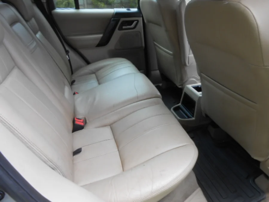 Used 2011 Land Rover Freelander 2 SD4 SE - Ryko Motors