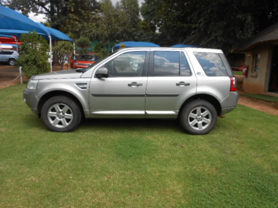 Used 2011 Land Rover Freelander 2 SD4 SE - Ryko Motors