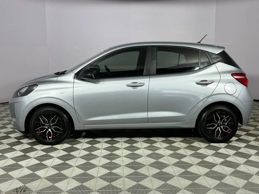 Used 2022 Hyundai Grand i10 1.2 Fluid hatch manual - WeBuyCars Durban