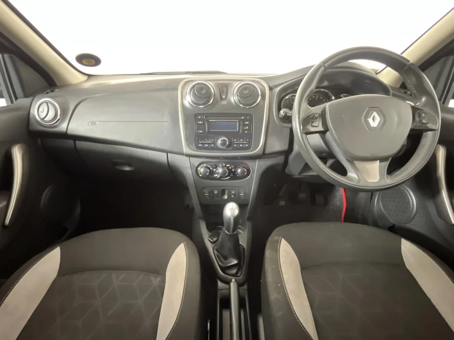 Used 2014 Renault Sandero 66kW turbo Dynamique - WeBuyCars Mbombela