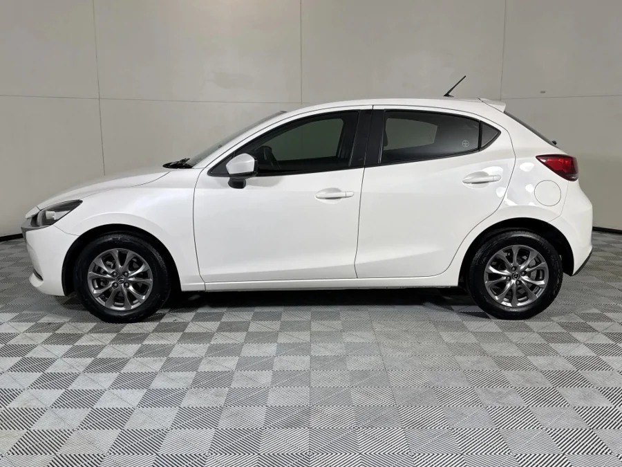 Used 2021 Mazda Mazda2 1.5 Dynamic manual - WeBuyCars JHB South