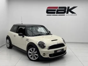 Used 2013 MINI Hatch Cooper S