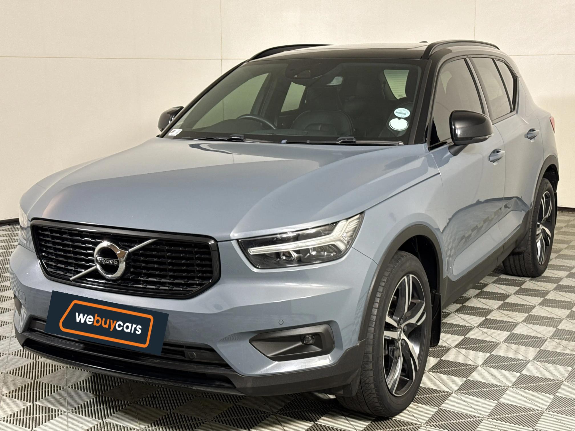 Used 2022 Volvo XC40 T4 R-Design