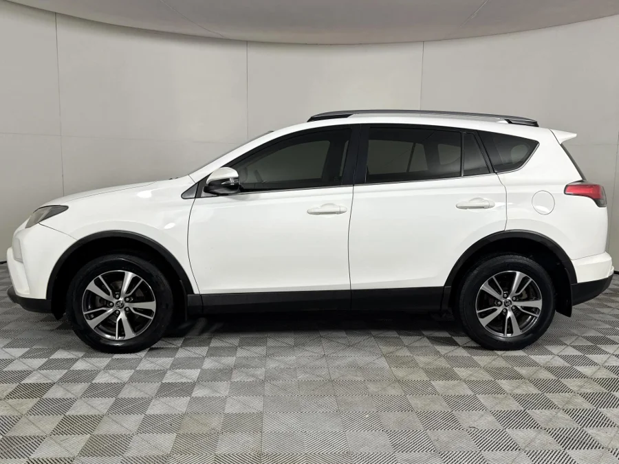 Used 2017 Toyota RAV4 2.0 GX auto - WeBuyCars Mbombela