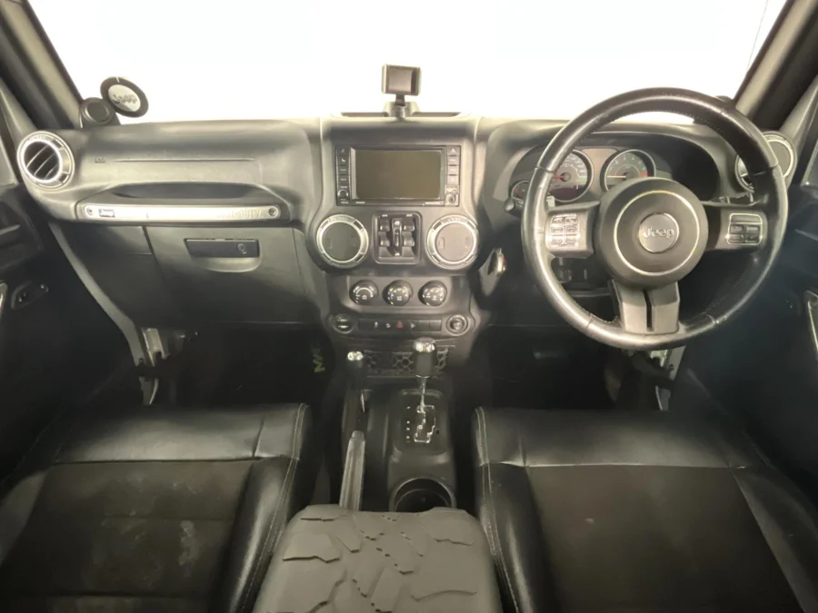 Used 2012 Jeep Wrangler Unlimited Sahara 3.6L 75th Anniversary Edition - WeBuyCars George