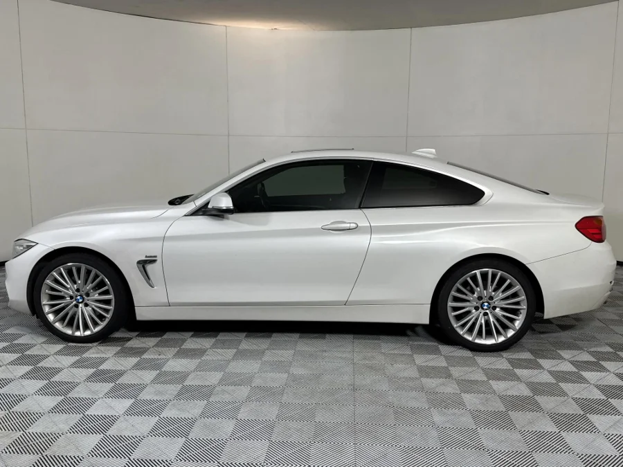 Used 2016 BMW 4 Series 420i coupe Luxury Line sports-auto - WeBuyCars Midstream