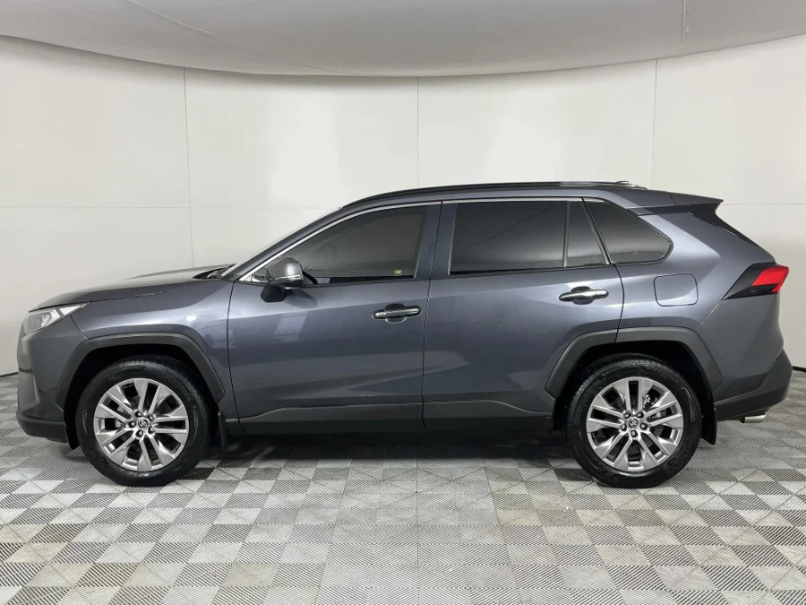 Used 2021 Toyota RAV4 2.0 VX - WeBuyCars Mbombela