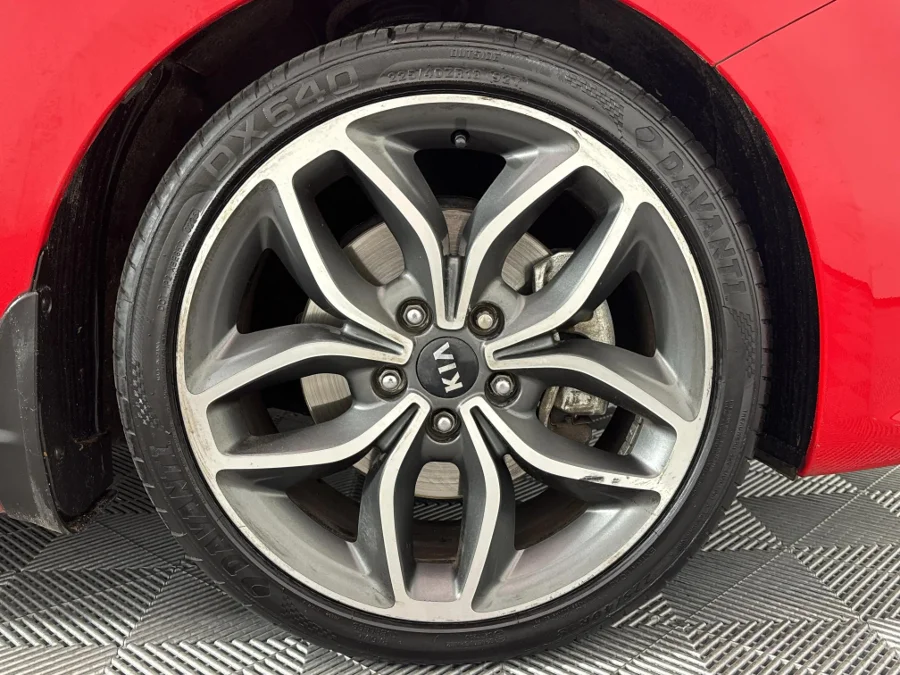 Used 2015 Kia Cerato Koup 1.6T - WeBuyCars Germiston