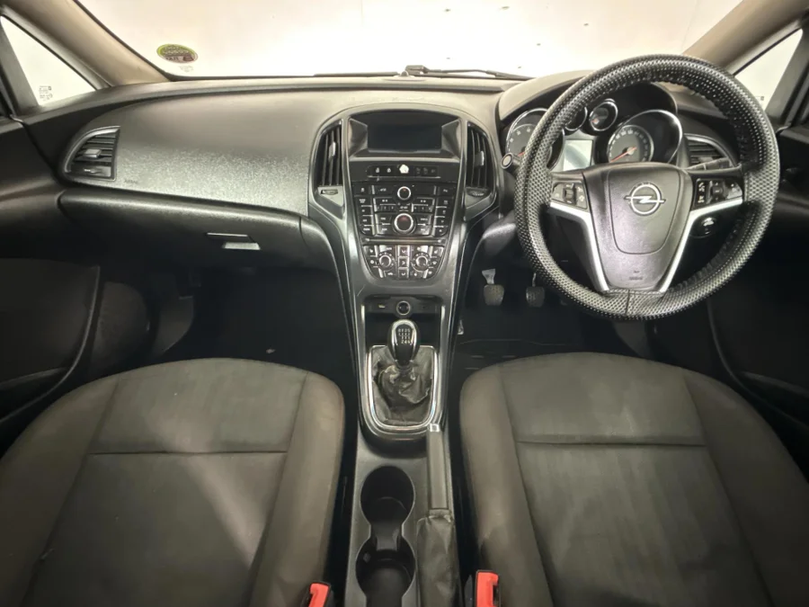 Used 2014 Opel Astra sedan 1.4 Turbo Enjoy - WeBuyCars JHB South