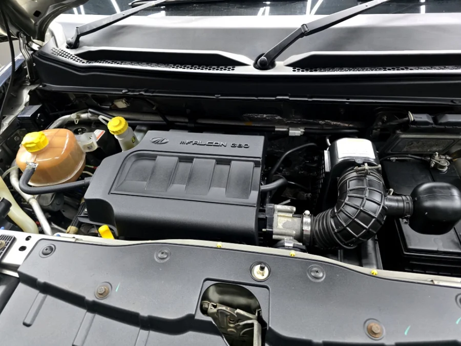 Used 2018 Mahindra KUV100 Nxt 1.2 G80 K6+ - Kilokor Motors Used 2018 Mahindra KUV100 Nxt 1.2 G80 K6+ - Kilokor Motors