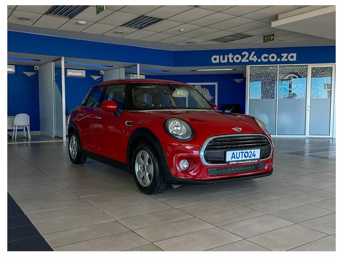 Used 2015 MINI Hatch Cooper Hatch 5-door Seven 7