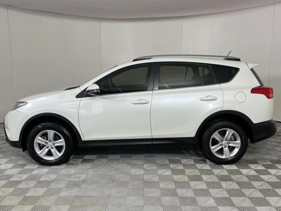 Used 2014 Toyota RAV4 2.2D-4D AWD GX - WeBuyCars Mbombela