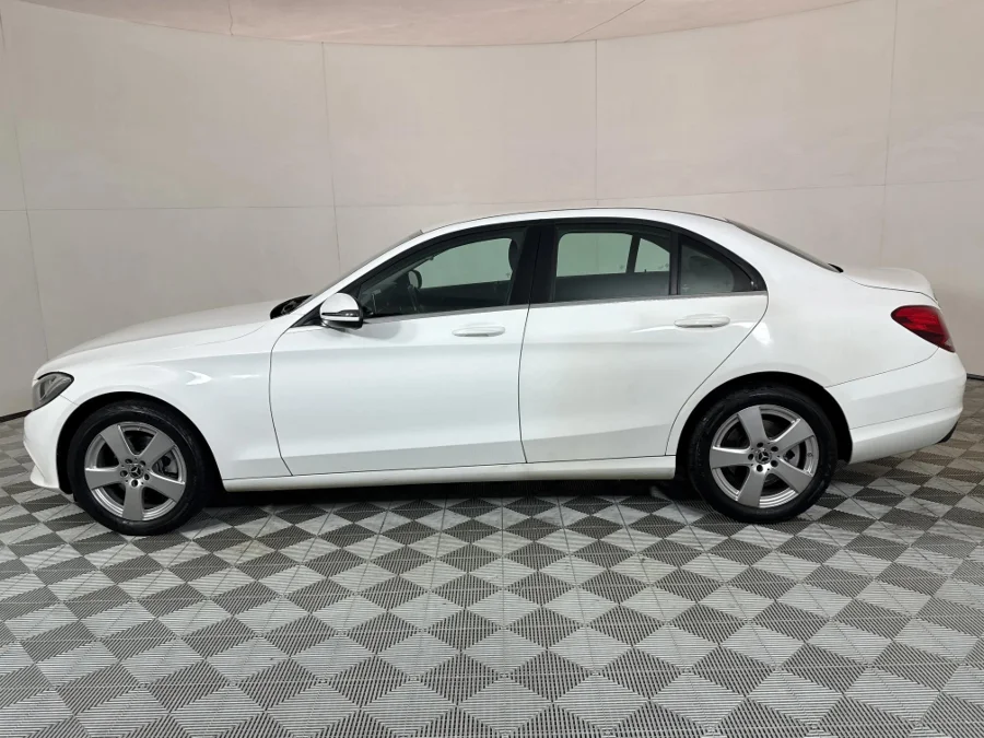 Used 2018 Mercedes-Benz C-Class C180 auto - WeBuyCars JHB South