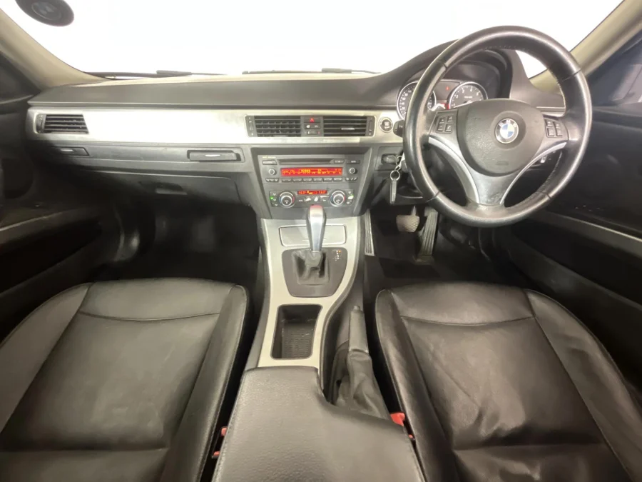 Used 2011 BMW 3 Series 325i Exclusive auto - WeBuyCars Riverhorse