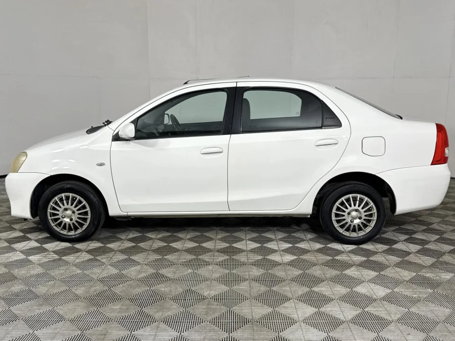 Used 2013 Toyota Etios sedan 1.5 Sprint - WeBuyCars George