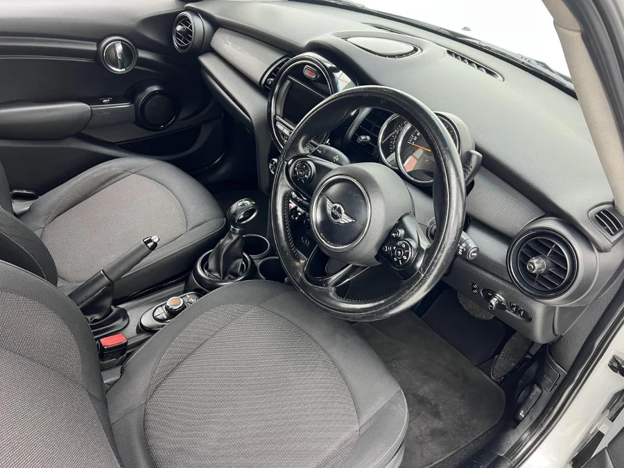 Used 2015 MINI Hatch Cooper Hatch 5-door Seven 7 auto - EBK Auto