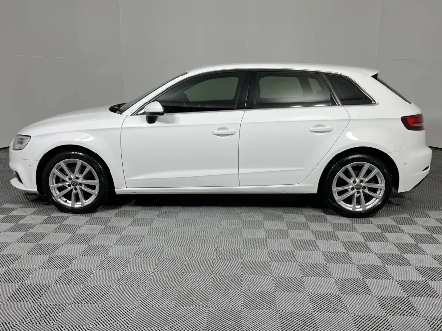 Used 2020 Audi A3 Sportback 35TFSI Black Edition - WeBuyCars Montana