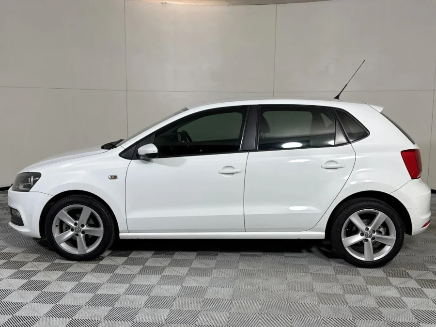 Used 2018 Volkswagen Polo Vivo hatch 1.6 Highline - WeBuyCars Rustenburg