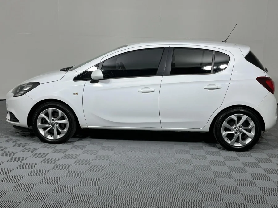 Used 2018 Opel Astra hatch 1.4T Enjoy auto - WeBuyCars  Witbank