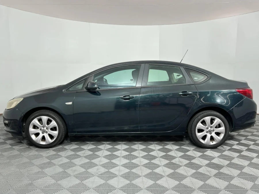 Used 2015 Opel Astra sedan 1.4 Turbo Essentia - WeBuyCars Richmond