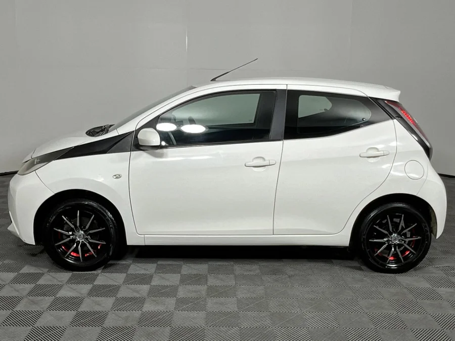 Used 2016 Toyota Aygo 1.0 - WeBuyCars  Witbank