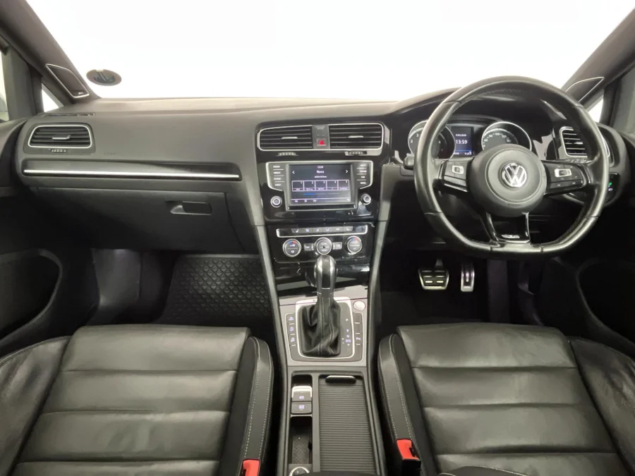 Used 2017 Volkswagen Golf R auto - WeBuyCars Gqeberha