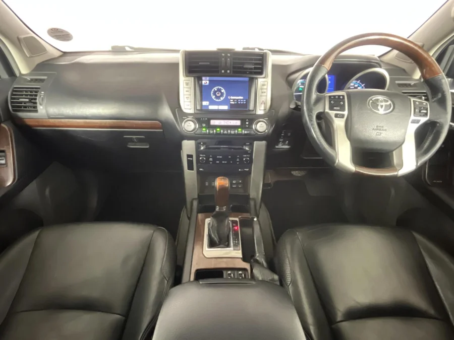 Used 2011 Toyota Land Cruiser Prado 4.0 VX - WeBuyCars Lansdowne Used 2011 Toyota Land Cruiser Prado 4.0 VX - WeBuyCars Lansdowne