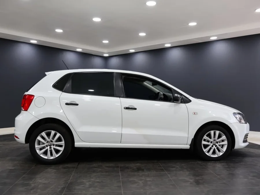 Used 2024 Volkswagen Polo Vivo hatch 1.4 Trendline - ICar Gezina