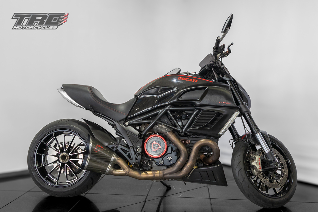 Used 2011 DUCATI 1200 DIAVEL CARBON 1200