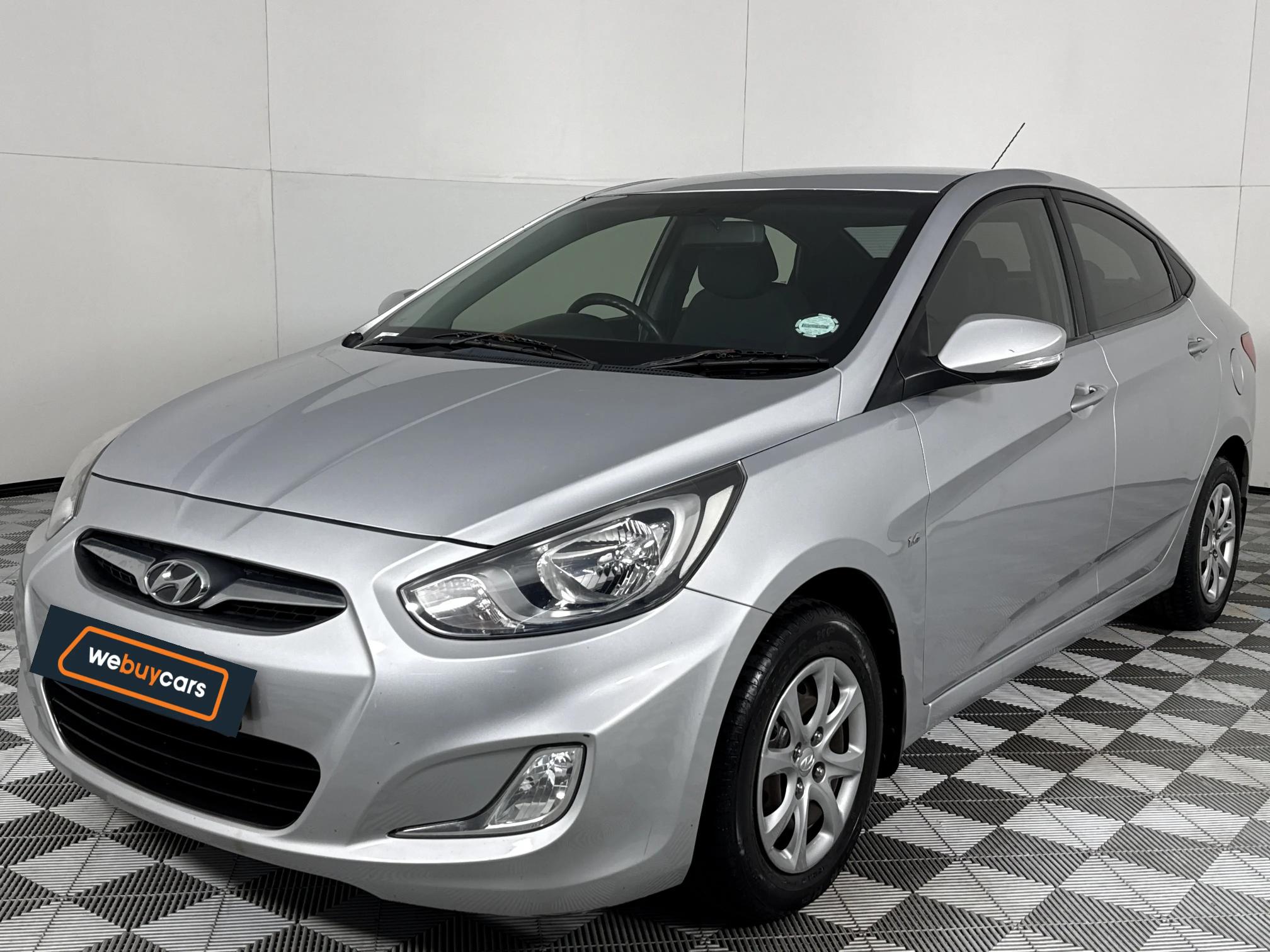 Used 2011 Hyundai Accent sedan 1.6 Fluid
