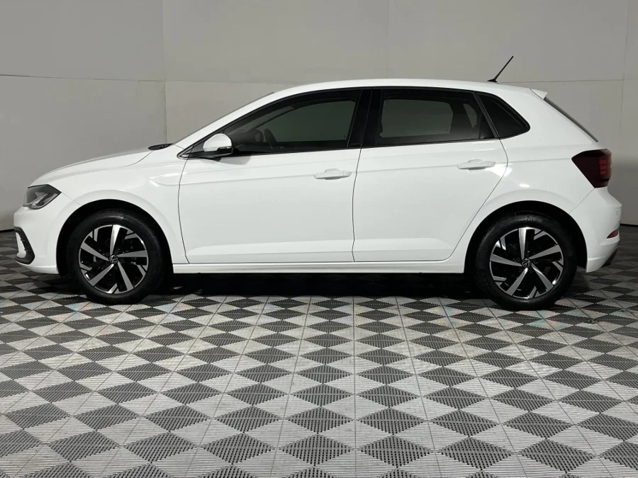 Used 2025 Volkswagen Polo hatch 1.0TSI Life manual - WeBuyCars JHB South