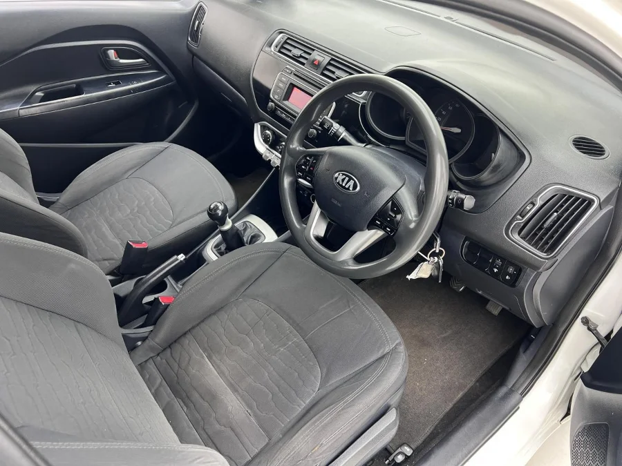 Used 2018 Kia Rio sedan 1.2 - EBK Auto