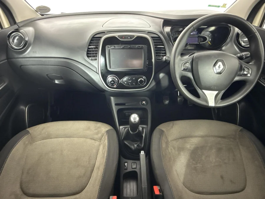 Used 2016 Renault Captur 66kW turbo Expression - WeBuyCars Montana