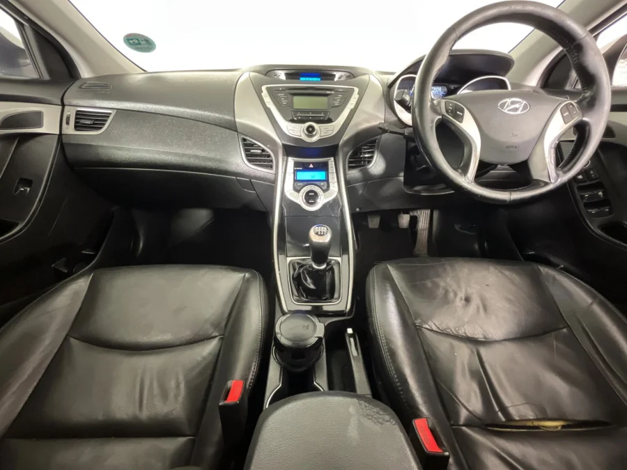 Used 2012 Hyundai Elantra 1.8 Executive - WeBuyCars Riverhorse
