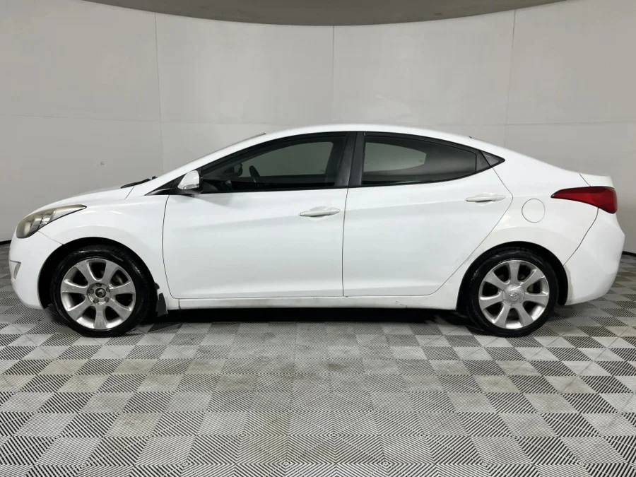 Used 2012 Hyundai Elantra 1.8 Executive - WeBuyCars Riverhorse