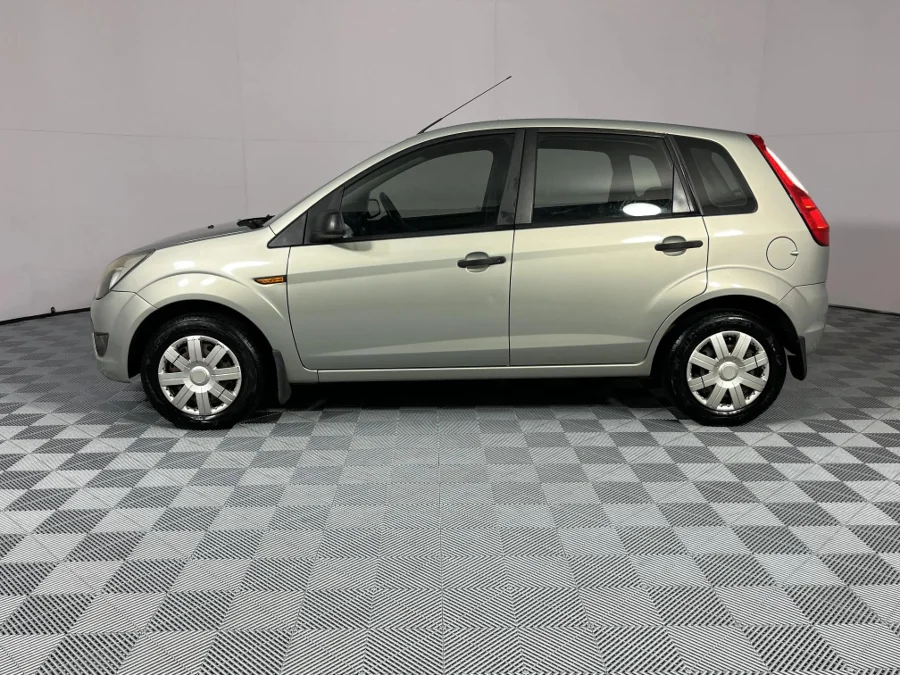 Used 2011 Ford Figo 1.4 Ambiente - WeBuyCars Brackenfell Cape Town