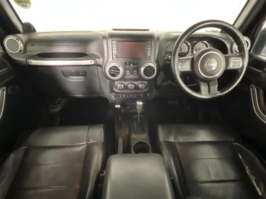 Used 2011 Jeep Wrangler Unlimited 3.8L Sahara - WeBuyCars JHB South